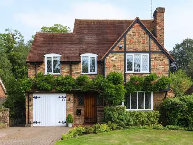 3 bedroom property to let in Riverside Drive, Eshe, Surrey, KT.