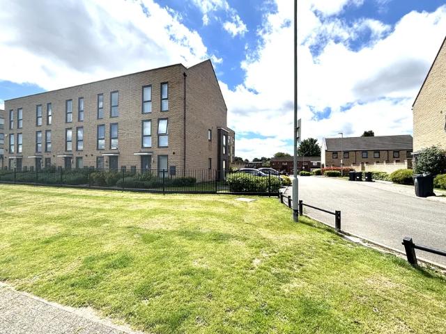 3 bedroom property to let in Rowton Lane, Birmingham, B5 £2,000 pcm