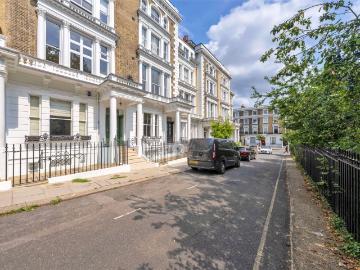 3 bedroom property to let in St. Georges Terrace, London, NW1 £9,450 pcm