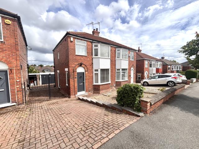 3 bedroom property to let in Seagrave Avenue, Gleadless, Sheffield, S12 £1,200 pcm