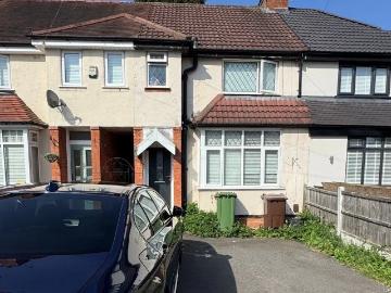 3 bedroom property to let in Shalford road, Solihull, B92 £1,250 pcm
