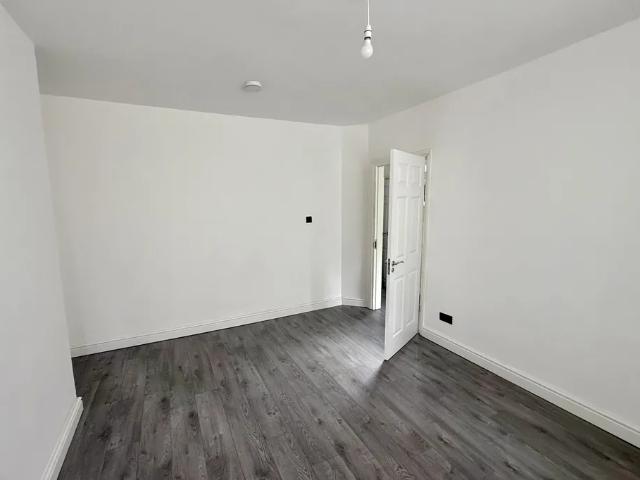 3 bedroom property to let in Woodlands Farm Road, Birmingham, B24 £1,600 pcm