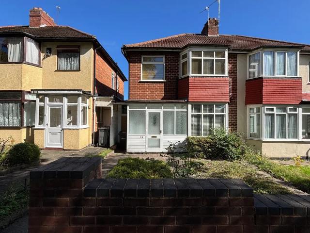 3 bedroom property to let in Wolverhampton Road South, B32 £1,400 pcm