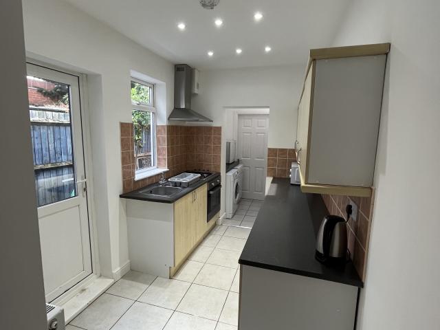 3 bedroom property to let in 519 Harborne Park Road £345 pw