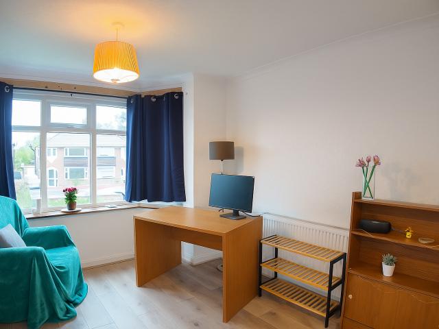 3 bedroom property to let in 6 Goss Croft £414 pw