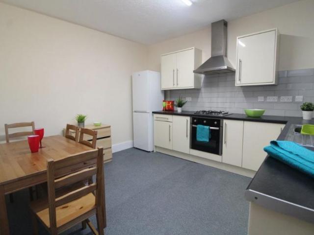 3 bedroom Property To Let