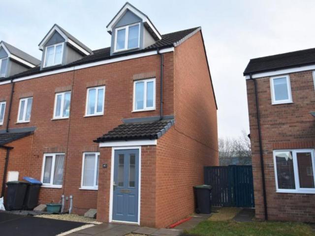 3 bedroom Property To Let