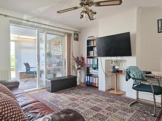 3 bedroom property to rent