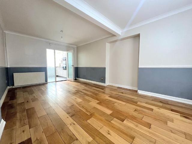 3 bedroom property to rent