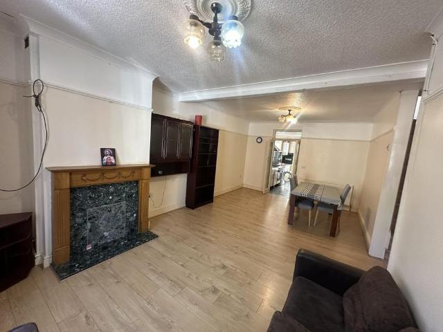 3 bedroom property to rent