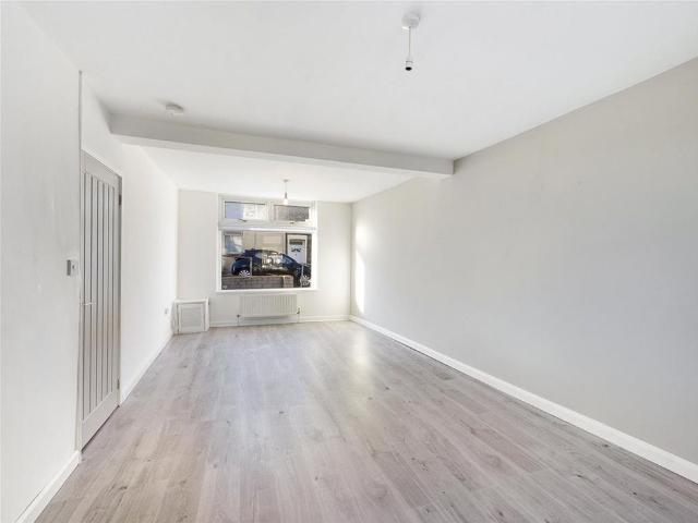 3 bedroom property to rent