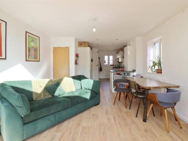 3 bedroom property to rent