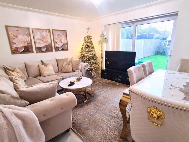3 bedroom property to rent