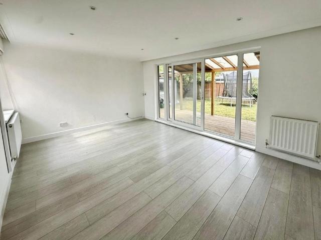 3 bedroom property to rent