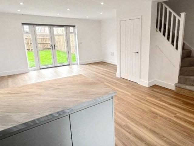 3 bedroom property to rent