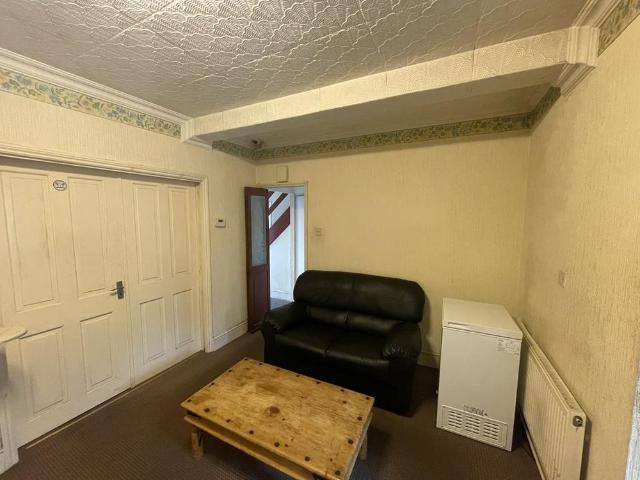 3 bedroom property to rent