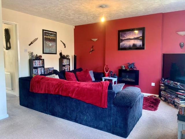 3 bedroom property to rent