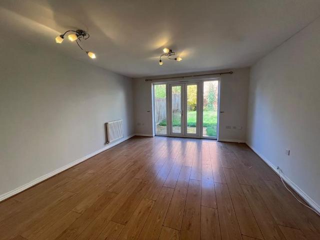 3 bedroom property to rent