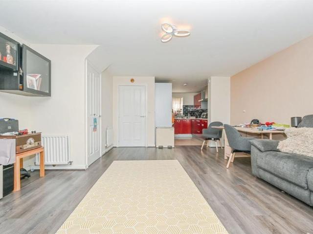 3 bedroom property to rent