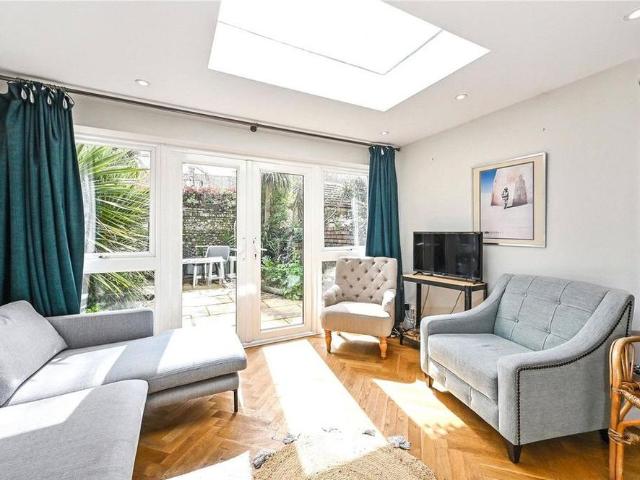 3 bedroom property to rent