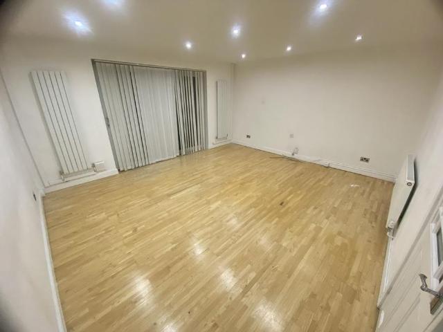 3 bedroom property to rent