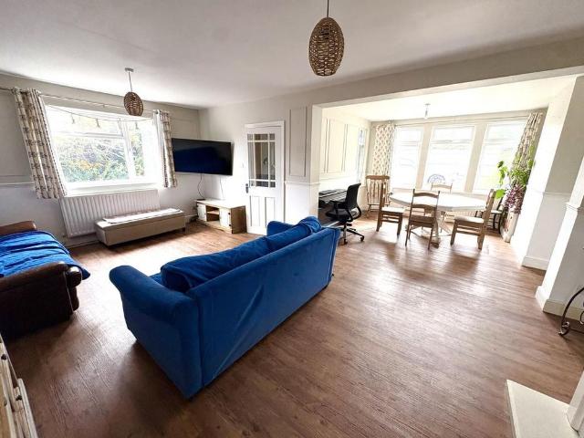 3 bedroom property to rent