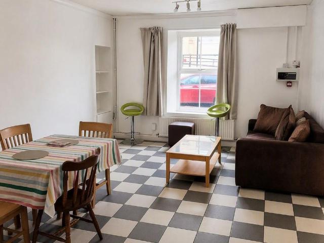 3 bedroom property to rent