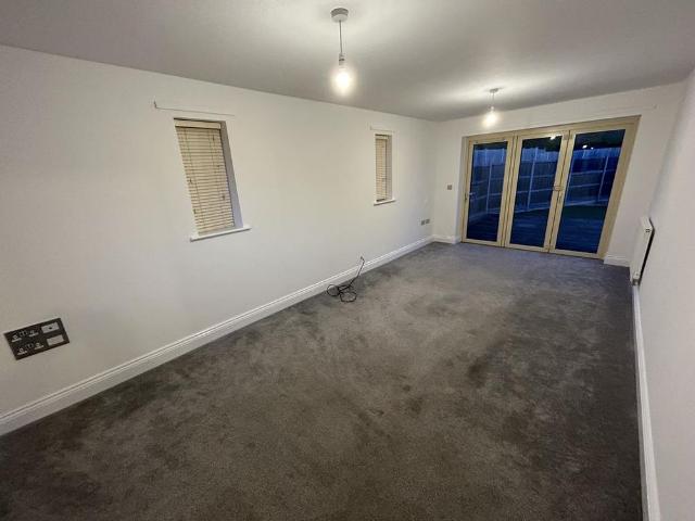 4 bedroom property to rent