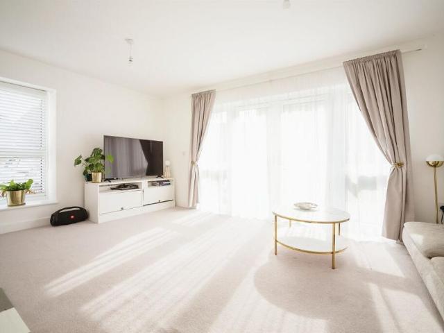 3 bedroom property to rent