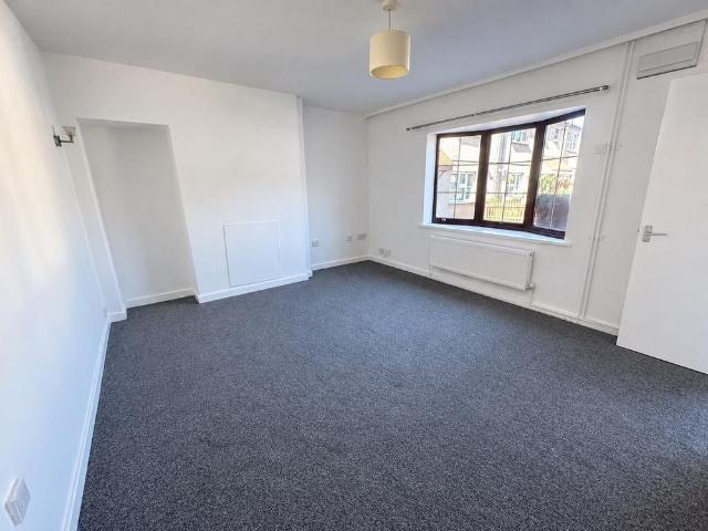 3 bedroom property to rent