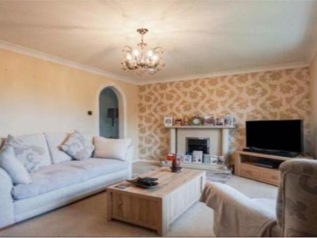 3 bedroom property to rent