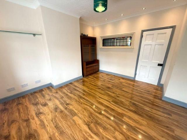 3 bedroom property to rent