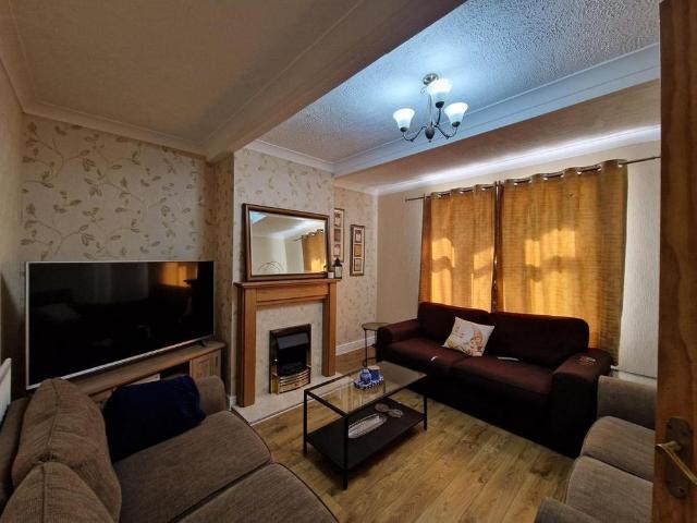 3 bedroom property to rent