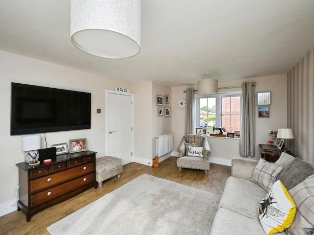 3 bedroom property to rent