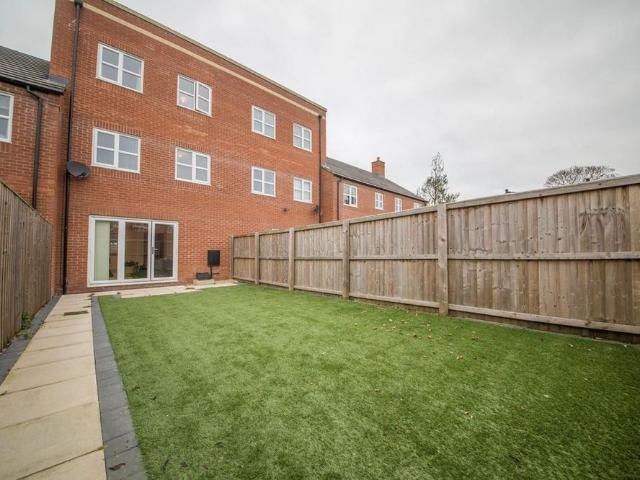 3 bedroom property to rent