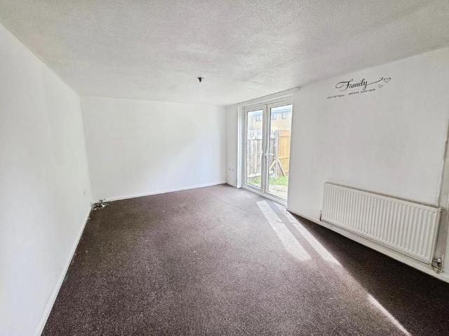 3 bedroom property to rent