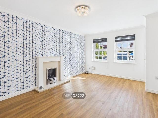 3 bedroom property to rent