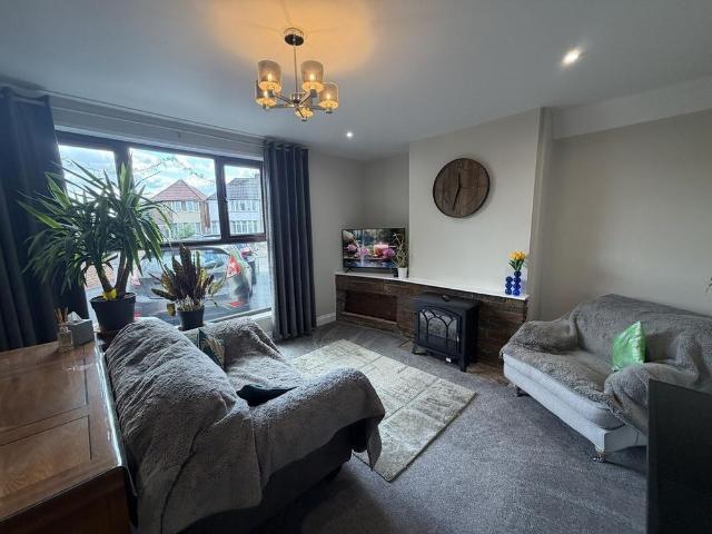 3 bedroom property to rent