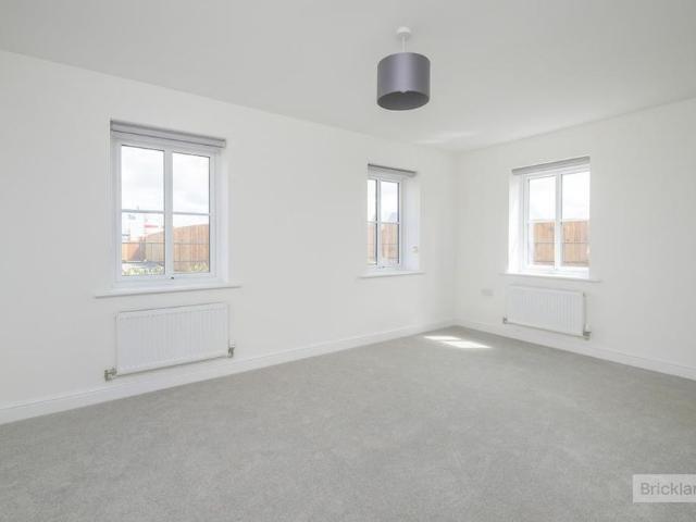 3 bedroom property to rent