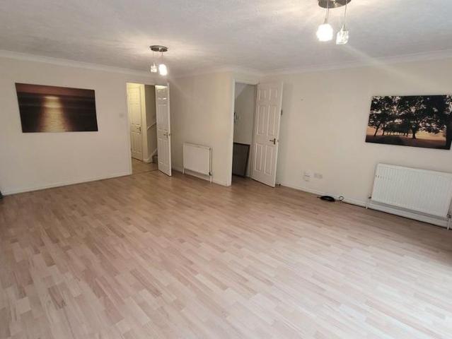 3 bedroom property to rent