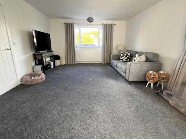 3 bedroom property to rent