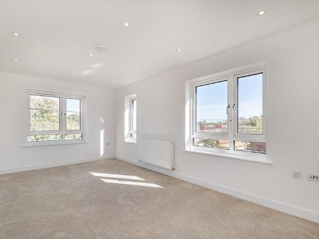 3 bedroom property to rent