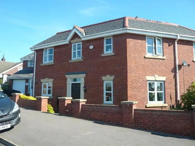 3 Bedroom Property To Rent In Watergate Lane, Leicester, LE3