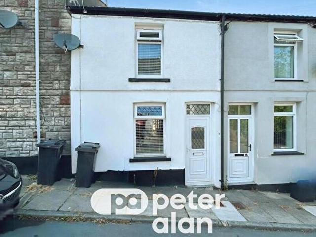 3 Bedroom Property To Rent In Windsor Street, Troedyrhiw, CF48