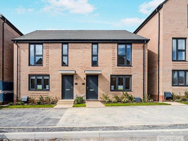 3 Bedroom Property To Rent In Austen Way, Milton Keynes, MK4