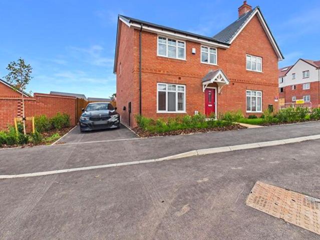3 Bedroom Property To Rent In Carrington Way, Coventry, CV7