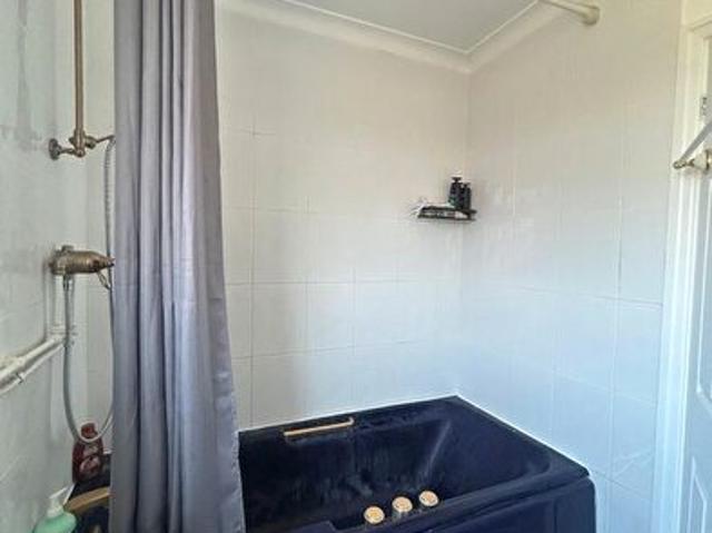 3 Bedroom Property To Rent In Crowell Road, OX4
