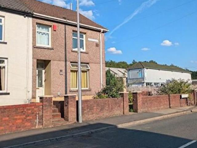 3 Bedroom Property To Rent In Hankey Terrace, Merthyr Tydfil, CF47