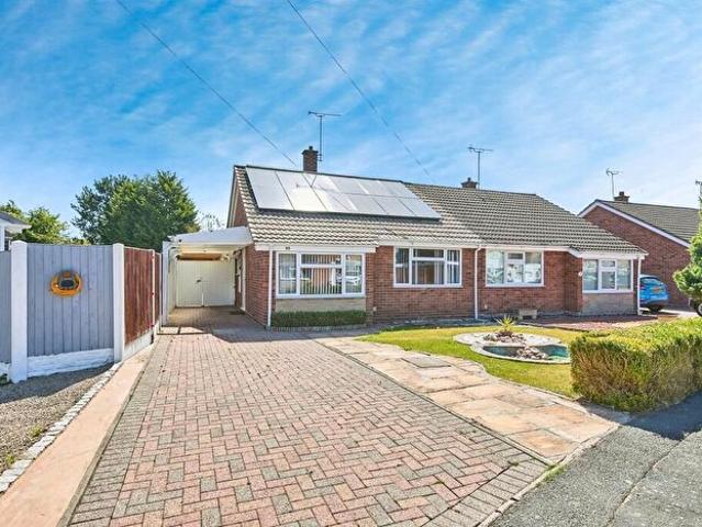 3 Bedroom Property To Rent In Harwood Avenue, Burton On Trent, DE14