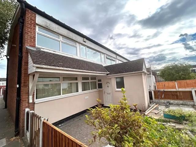 3 Bedroom Property To Rent In Montrose Drive, Birmingham, B35